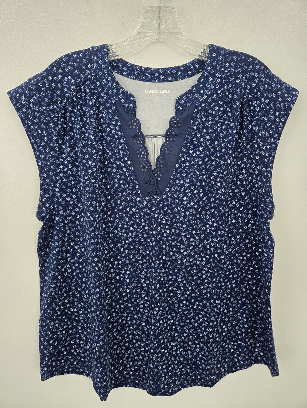 Lands' End Cap Sleeve Deep Sea Ditsy Floral Lightweight Jersey Lace Tee. Large.